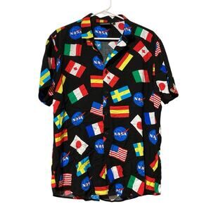 CHEMISTRY NASA Country‎ Flags All Over Print Button Up Shirt sz Medium